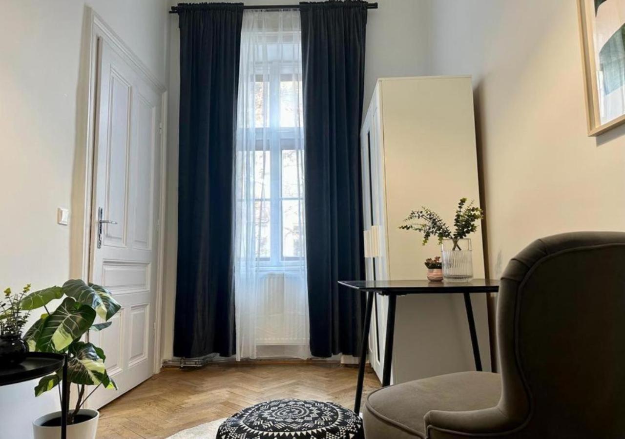 Separate Bedroom - Near Schoenbrunn Вена Экстерьер фото